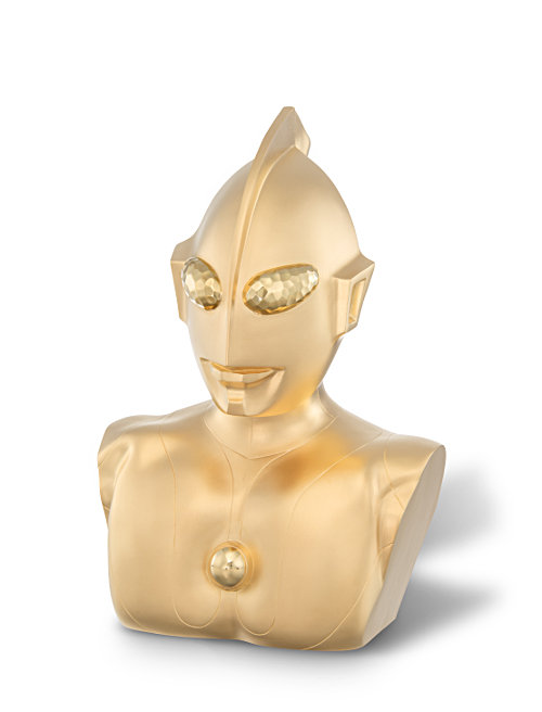 純金ウルトラマン　胸像