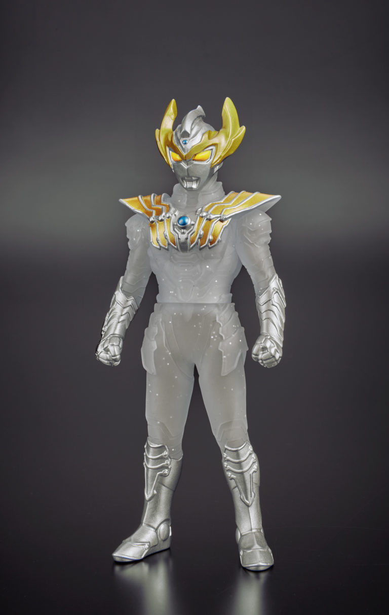 スペシャル限定ソフビ「ウルトラマンタイガ フォトンアース スペシャルカラーver.」登場!11/2(土)・3(日)開催の「ウルトラヒーローズEXPO THE LIVE」東京公演で先行発売!