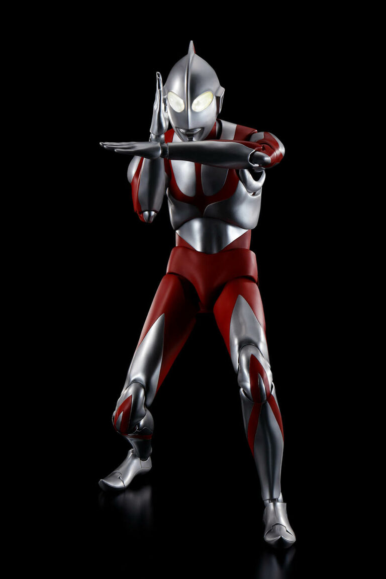 超巨大アクションフィギュア「DYNACTIONウルトラマン(シン・ウルトラマン)」、全高約400㎜、ライトギミック搭載で登場
