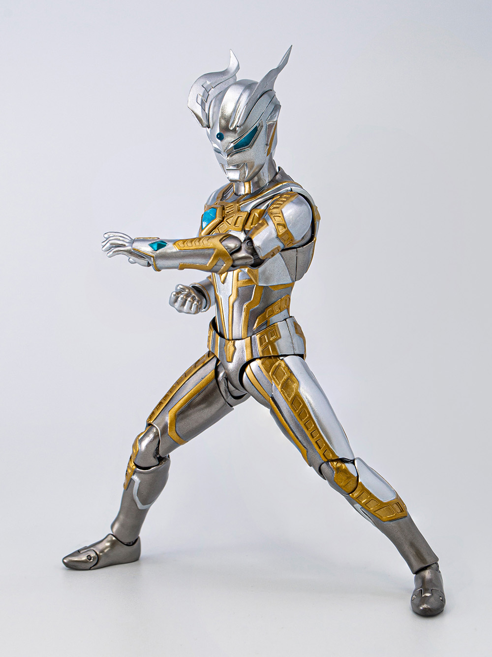 S.H.Figuarts ウルティメイトシャイニングウルトラマンゼロ」7月19日 ...