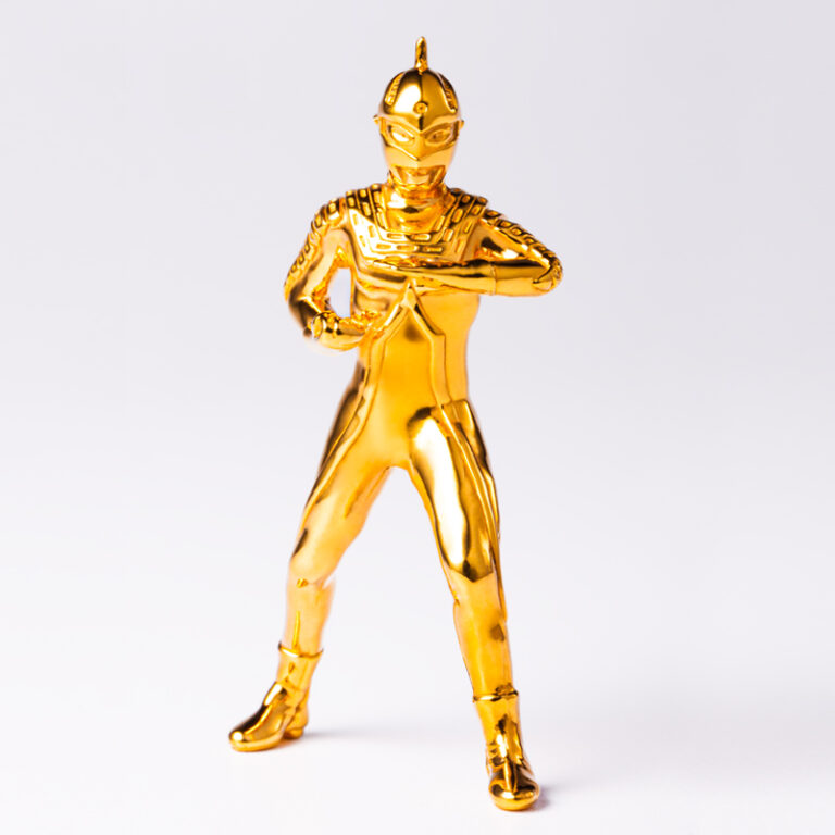 世界限定100体「ウルトラセブン純金フィギュア」がニッポン放送「ラジオリビング」で発売開始