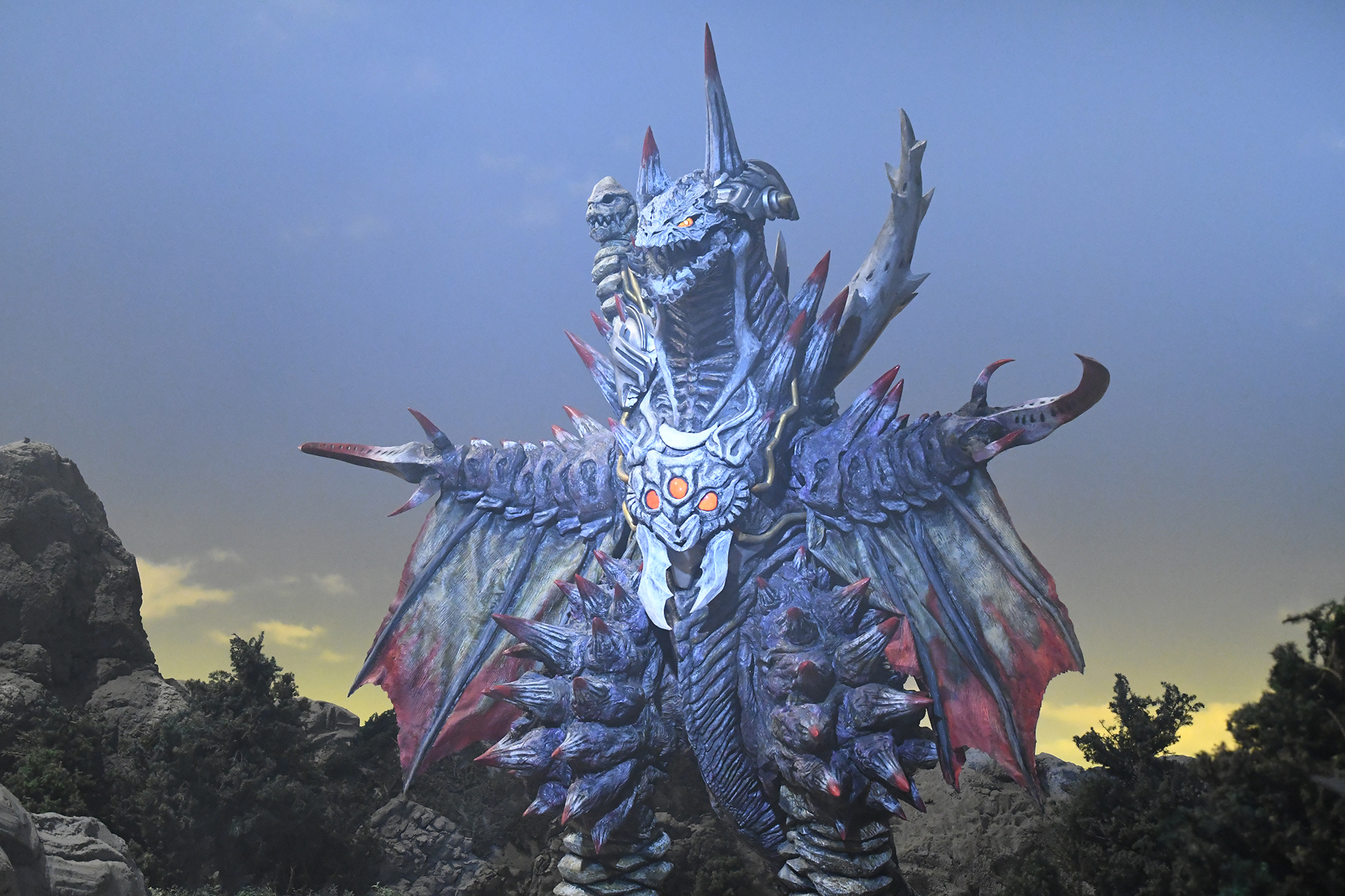 殲滅機甲獣デストルドス – キャラクター – ウルトラマン・円谷プロ公式