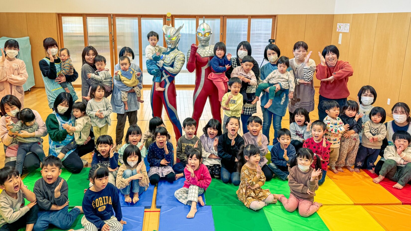 ウルトラマン基金 能登半島地震 被災地支援訪問 ウルトラマンゼロ