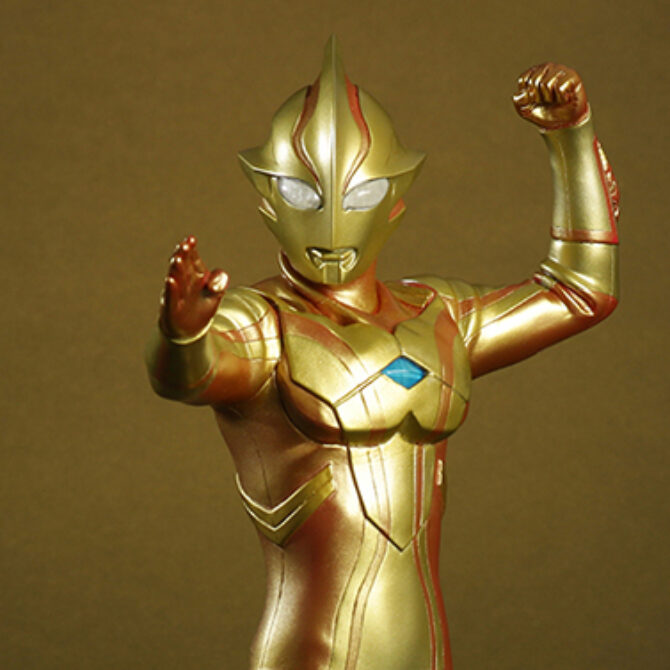 フィギュア「ウルトラマンメビウス グリッターバージョン」予約受付
